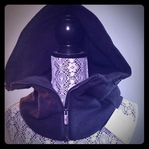 NEW Lululemon Burrow In Snood Hood zipper scarf